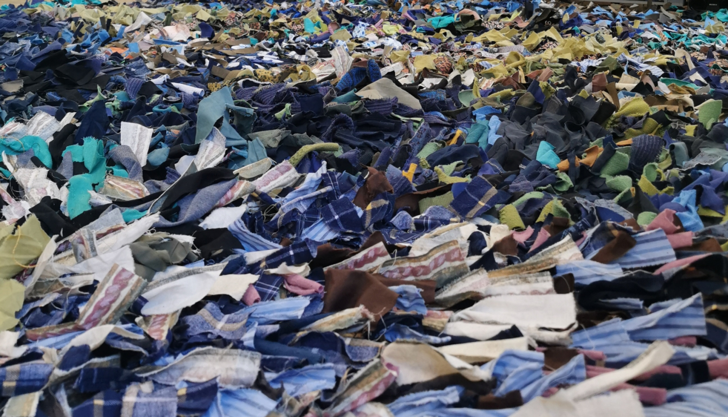 Nedrīkst Ukrainu atstāt vienu!