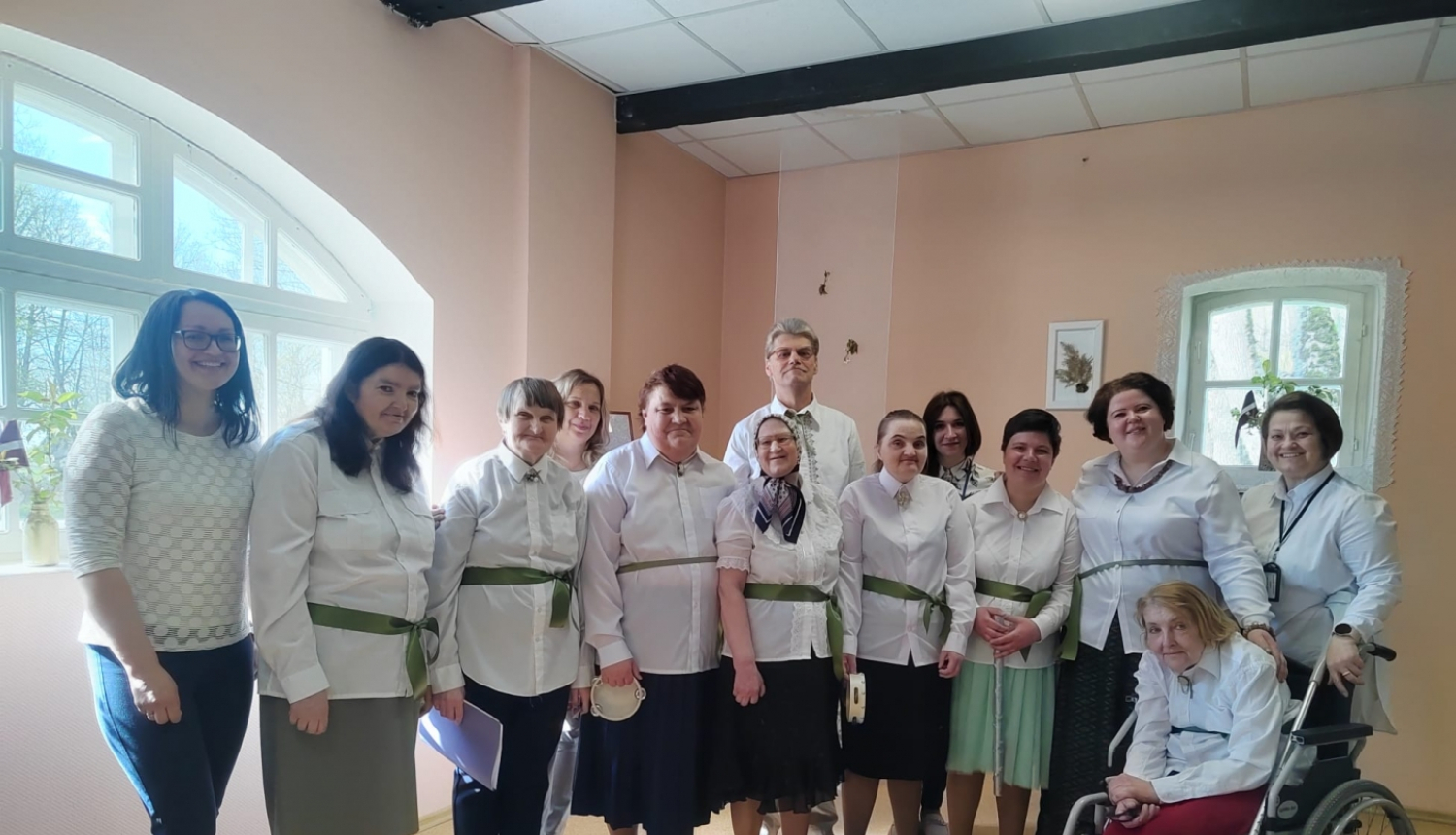 Filiāle ''Aizvīķi'' sveic svētkos! 