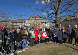 Lieldienu zaķa sagaidīšana “Gudeniekos” – rotaļas, šūpoles un prieka pilni mirkļi