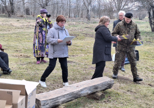 “Apstādīsim Latviju ar augļu kokiem” Veģos – kopā stādīts nākotnes prieks