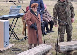 “Apstādīsim Latviju ar augļu kokiem” Veģos – kopā stādīts nākotnes prieks