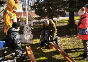 Lieldienu prieks filiālē “Liepāja” – tradīcijas, rotaļas un pavasara garša